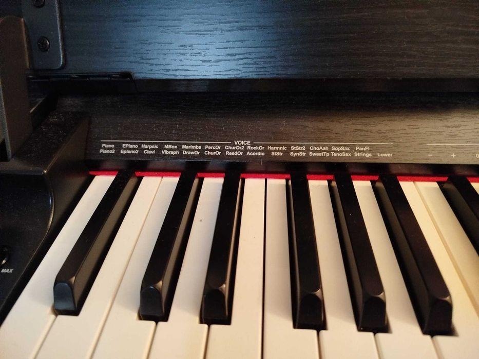 Piano digital Thomann