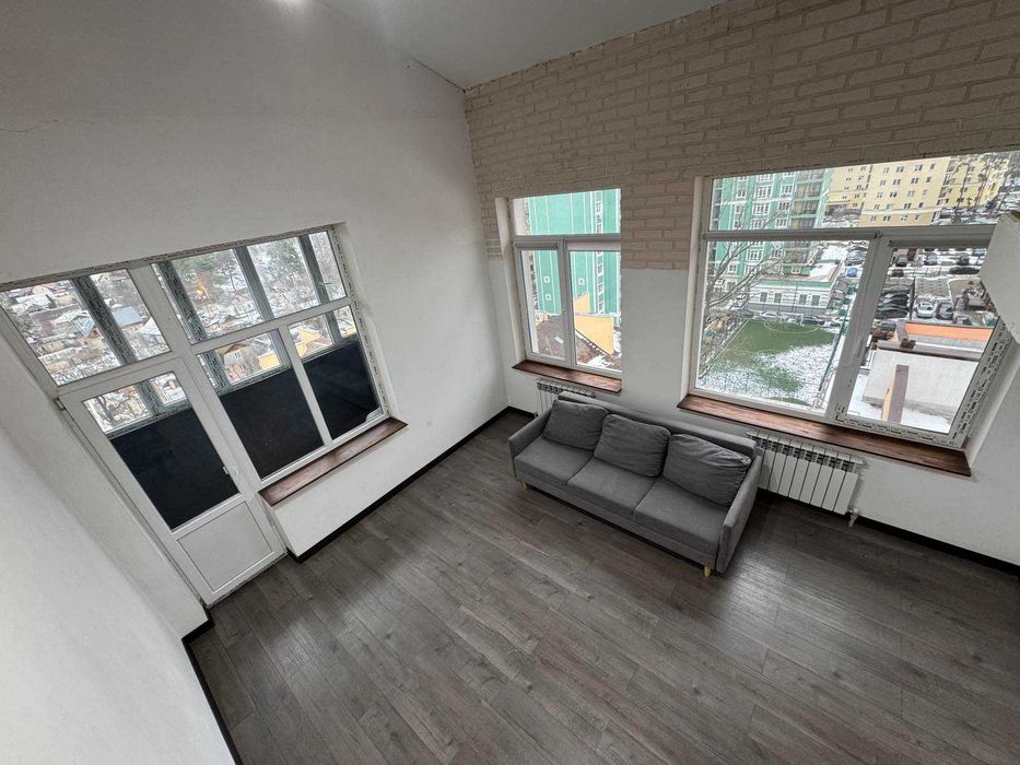 Продам 2кімнатну квартиру з новим ремонтом в центрі міста!