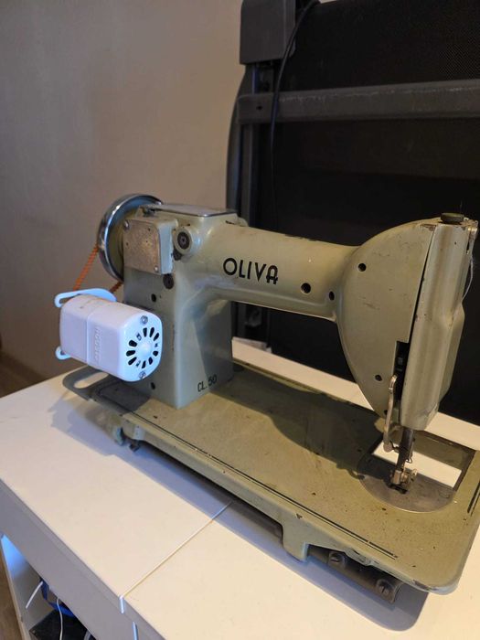 Maquina de costura Oliva