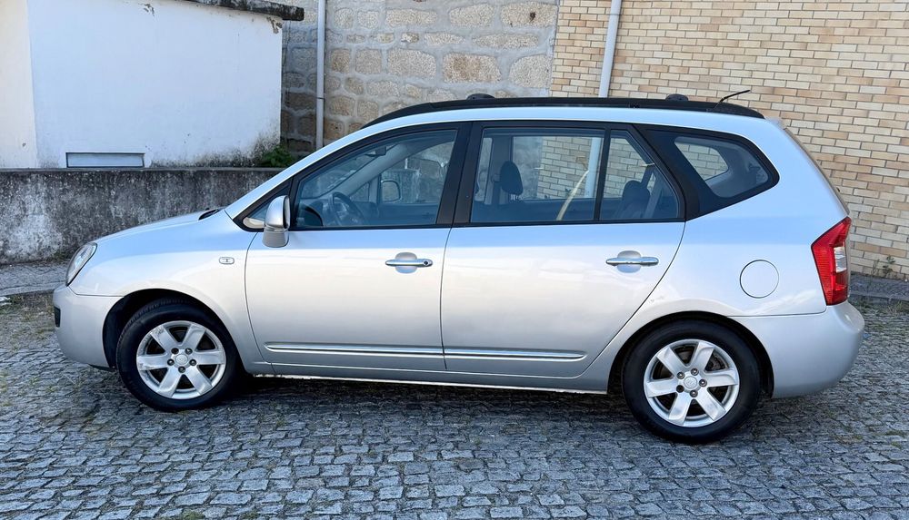 Kia Carens 2.0 CRDi EX