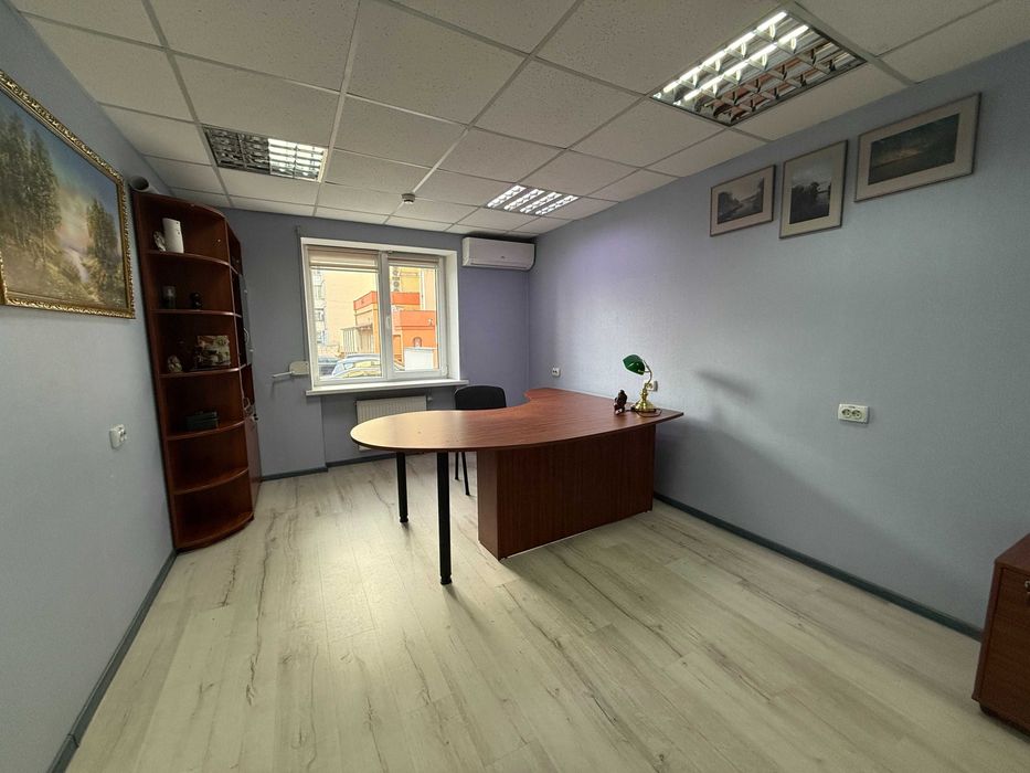 Офіс та складське приміщення