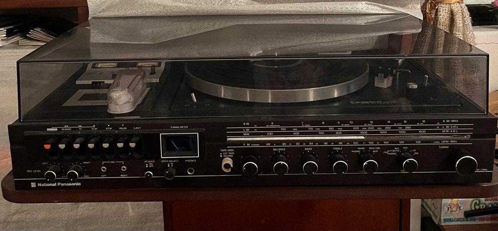 Gira discos National Panasonic