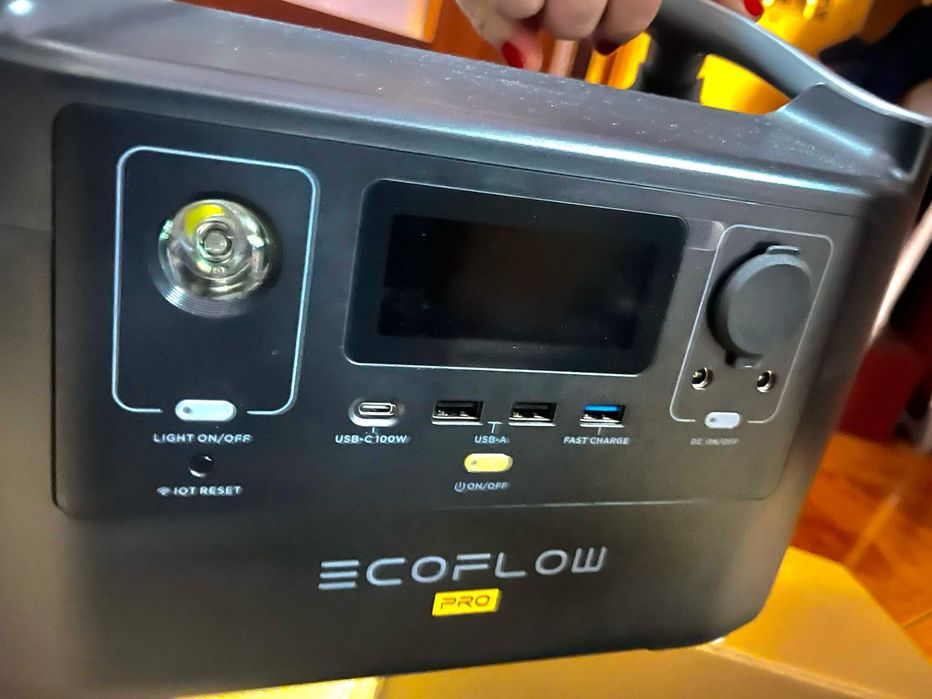 Przenośna stacja zasilania EcoFlow RIVER PRO Model EF4 PRO