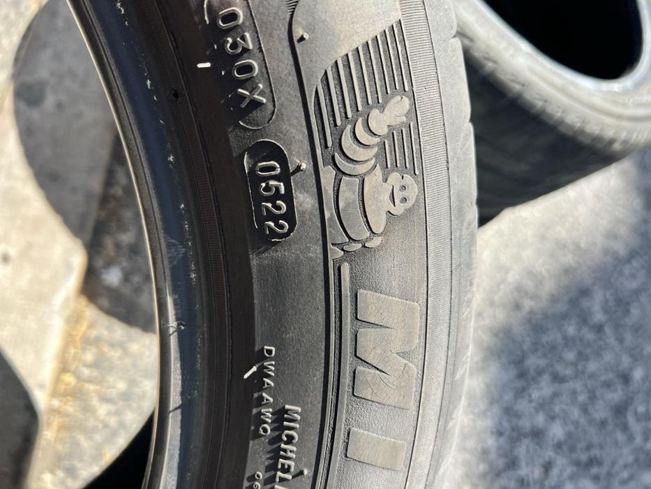235/50/19 Michelin 2 pneus