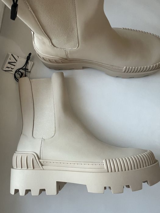 Zara нові 40й черевики ботінки челсі