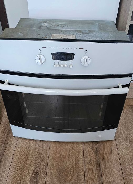 Piekarnik Amica do zabudowy