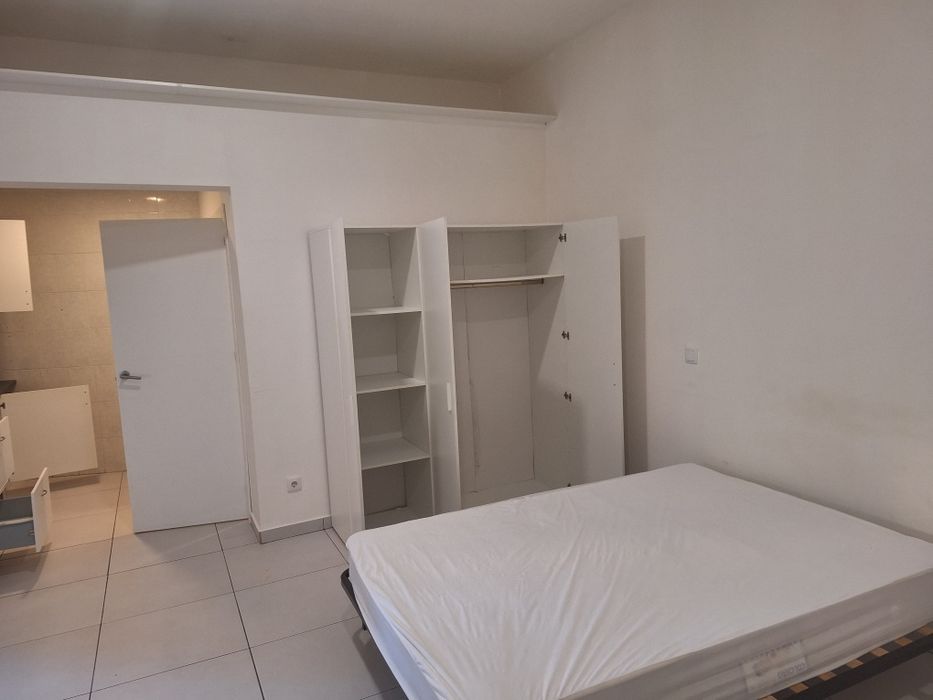 Aluga-se Estudio (T0) Boavista
