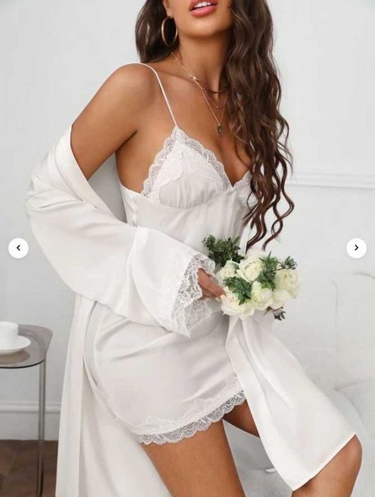 Шовковий халат та нічна сорочка з мереживом - комплект 42/44/46