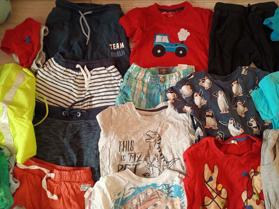 Paka 98/104 ponad 40 szt plus buty