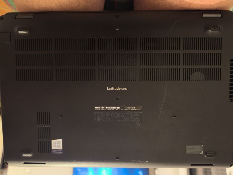 Dell Latitude 5500 Laptop64552099182210123