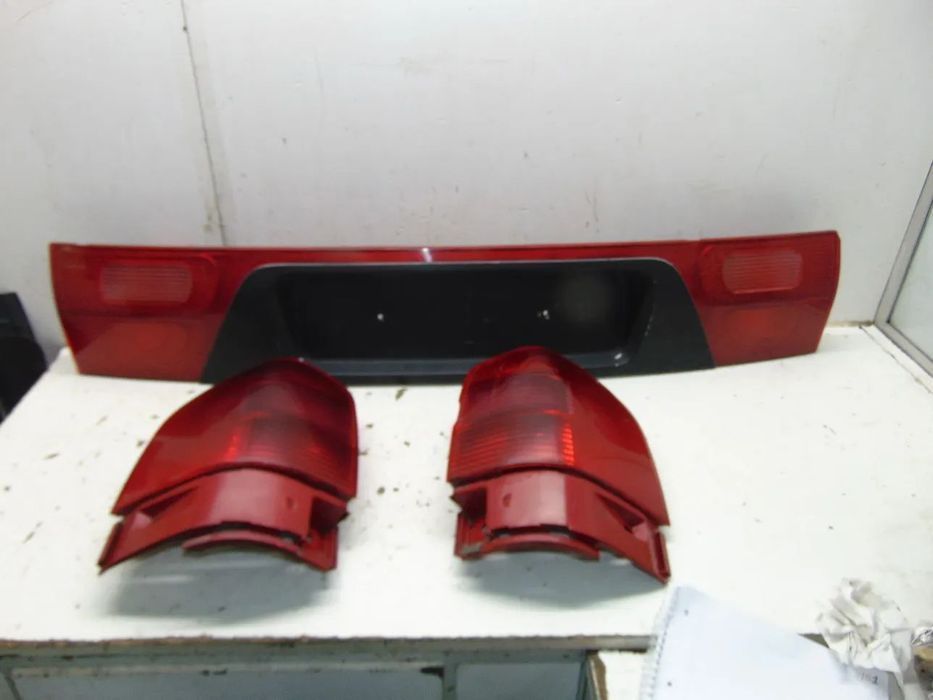 Seat Alhambra farolins/placa refletora " usado em bom estado