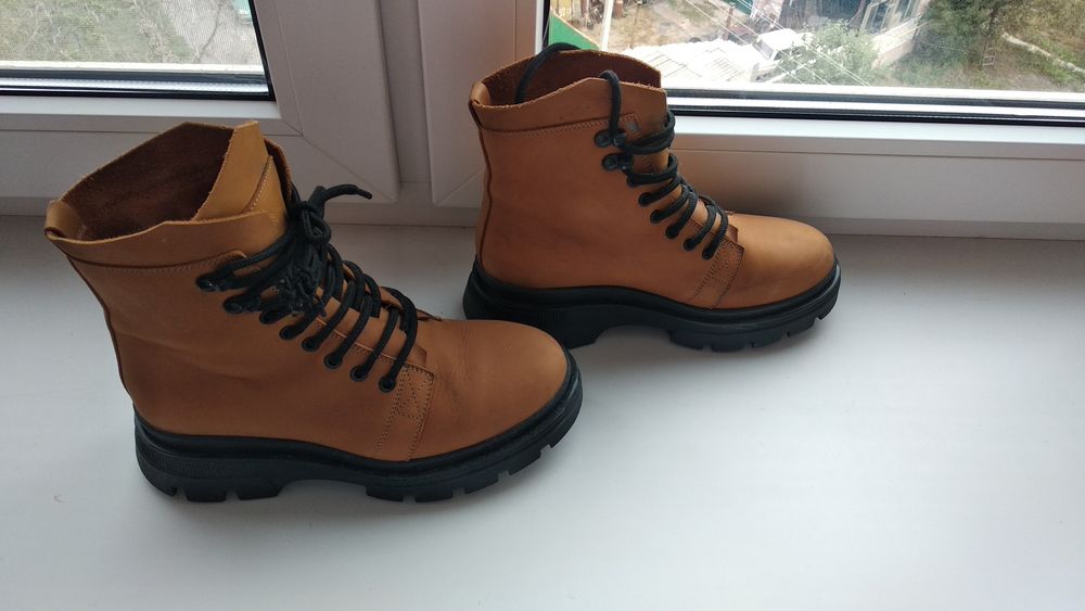 Черевики Kasandra