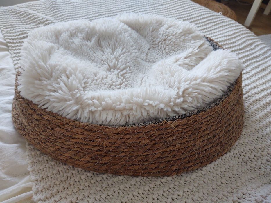 Wiklinowe legowisko dla psa kota