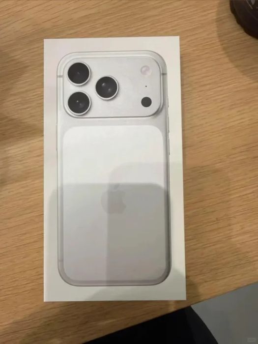 Apple iPhone 17 Pro Max 256GB silver