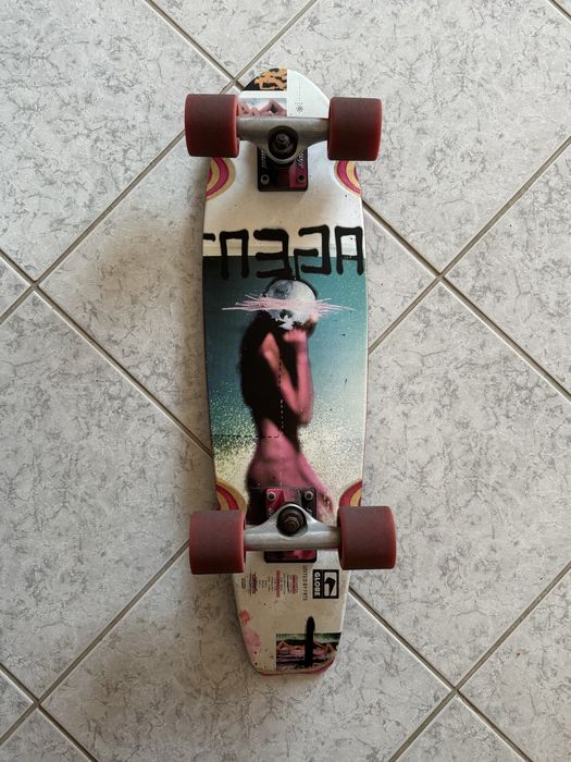 Skate Cruiser Globe United by Fate