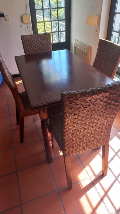 Vendo mesa de jantar