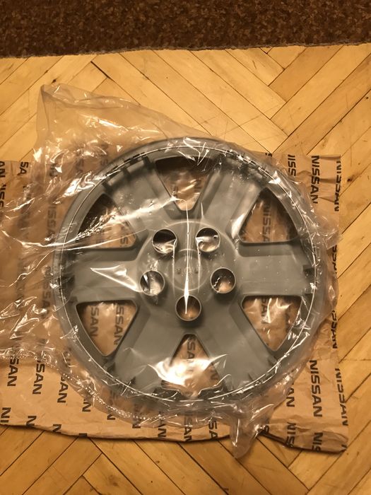 Ковпак Nissan Qashqai r16 оригінал