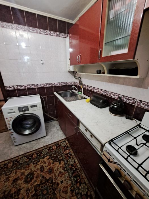 Оренда 2х-кім.р-н ринку техніка меблі