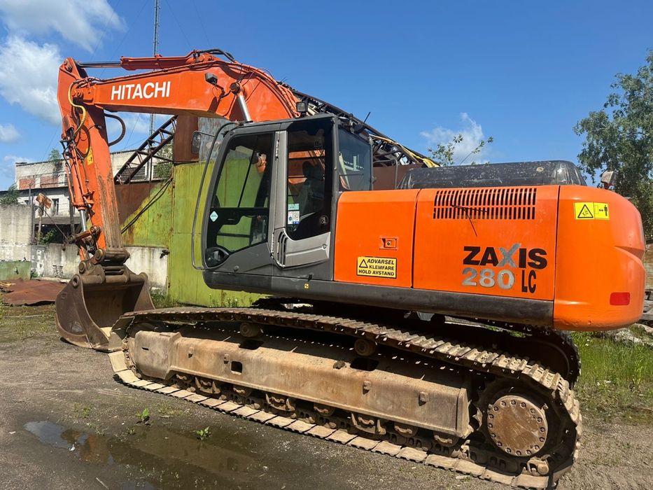 Продажа экскаватора  Hitschi ZX280 LC-5 2010 год