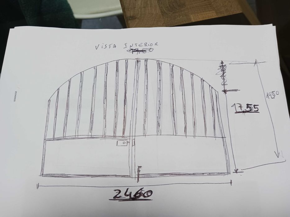 Portão de entrada para garagem