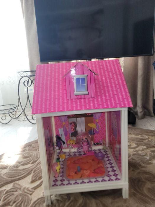 Домик для кукол, ляльковий будиночок