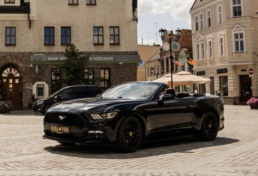 Auto do ślubu wesele Jaguar Mustang kabrio Mercedes wynajem busa 9 os.