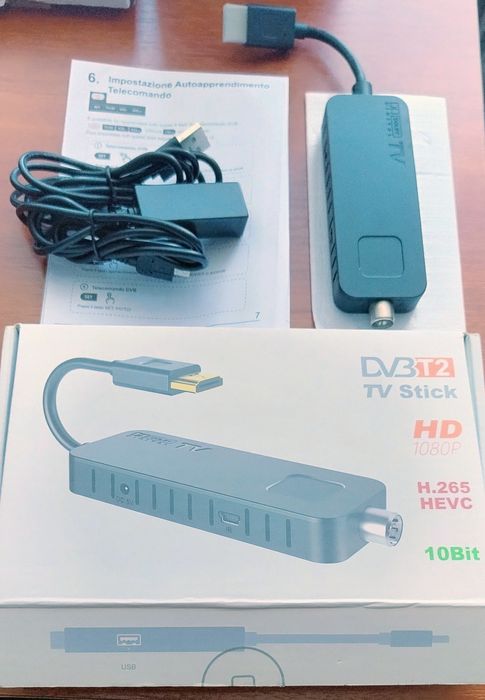 Приставка DVB-T2 Dcolor