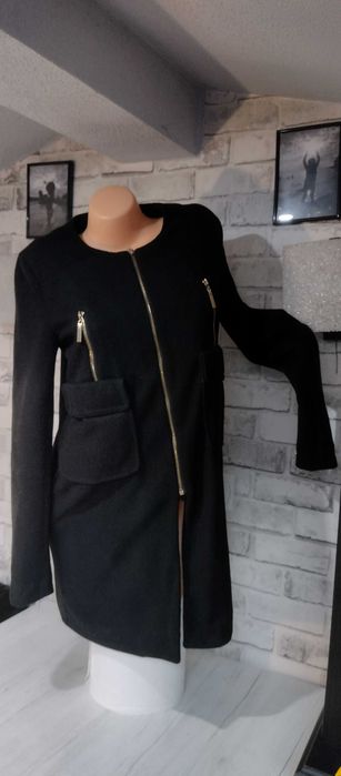 czarna kurtka przejściowa płaszczyk czarny prosty krótki M