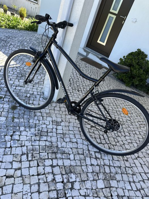 Bicicleta Trekking Riverside 100