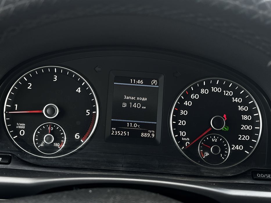 Volkswagen Touran 2.0TDI AVTOMAT