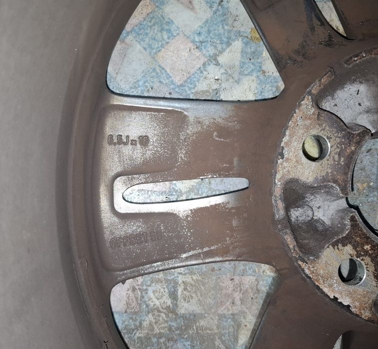 Alufelgi 16" Hyundai i30 + dekielki