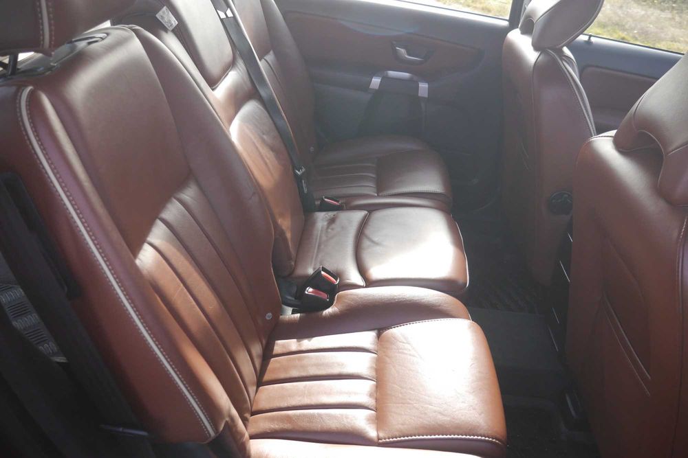 VOLVO XC90 D5 summum 2,4L 200KM