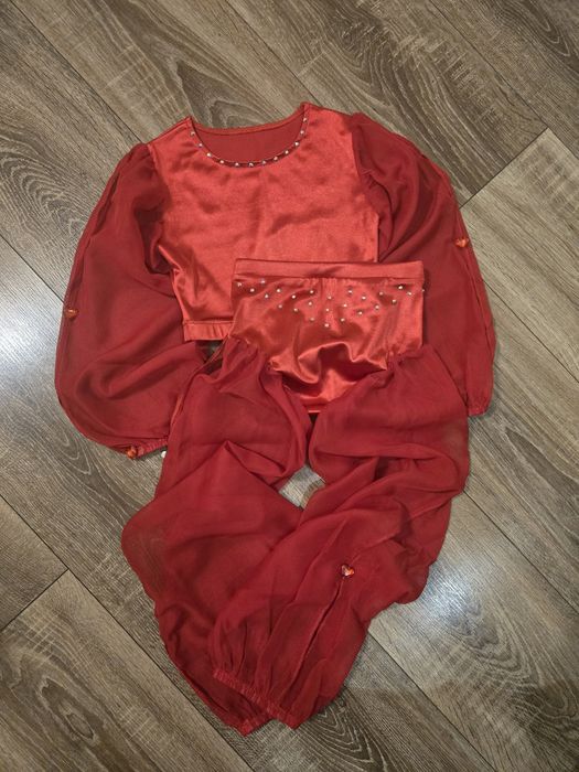 Восточный костюм/костюм для восточных танцев. Возраст 5-6 лет