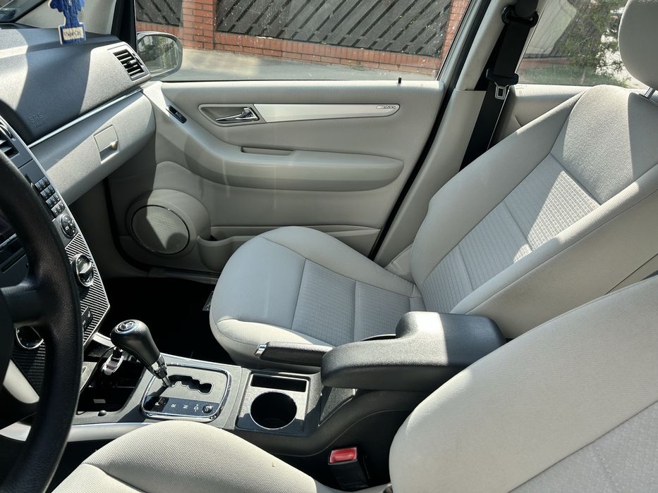 Mercedes W245 B. Klasa 1.7 benzyna gaz automat
