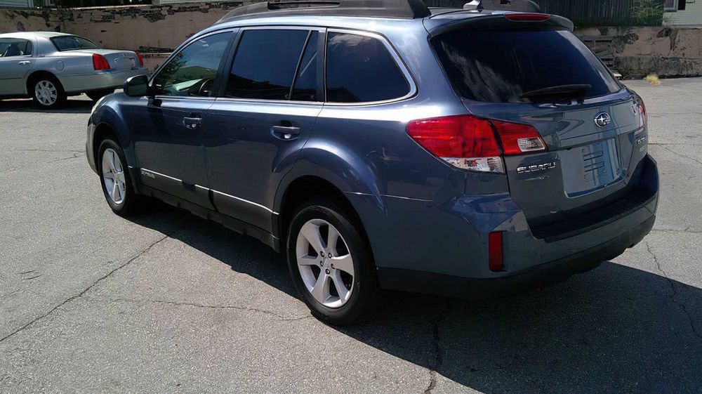 Subaru Outback Limited      2013