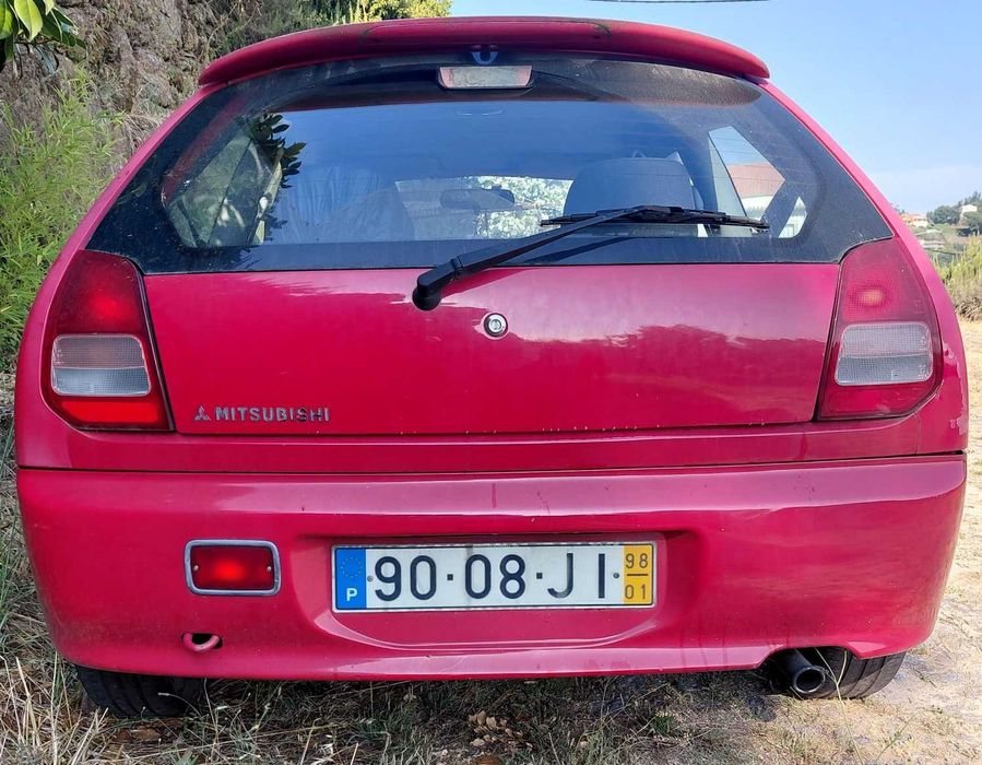 Mitsubishi colt 136 mil kms