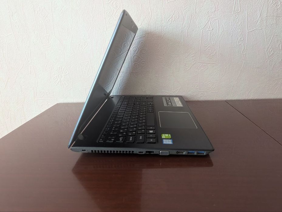 Ноутбук Acer aspire e15