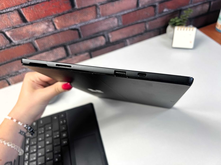 Планштений-ПК Microsoft Surface Pro 7·i5-1035G4·8GB+SSD256·2K Touch