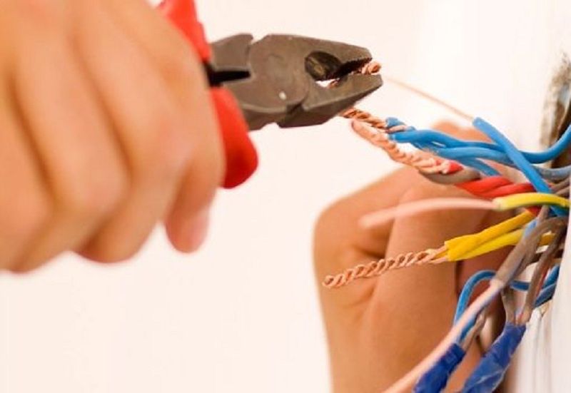 DGEG Eletricista / Técnico Eletrónica Certificado
