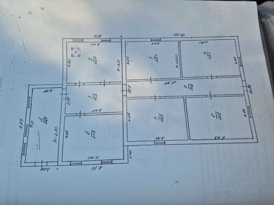 Будинок у селі Мошни