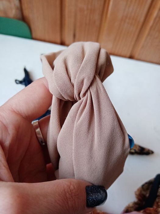 Обруч на голову по 20 грн