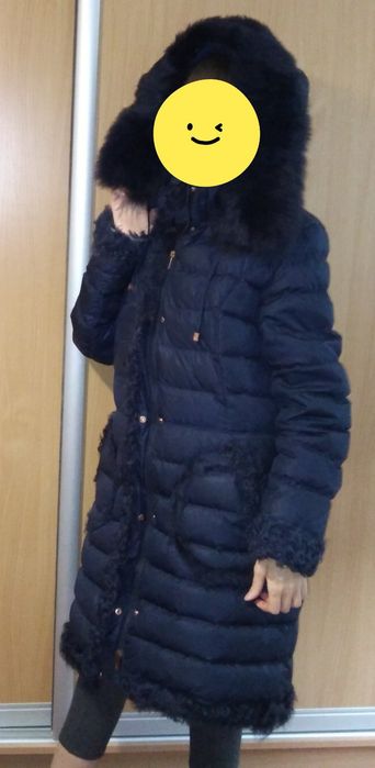 Пуховик сиииній хутро песець