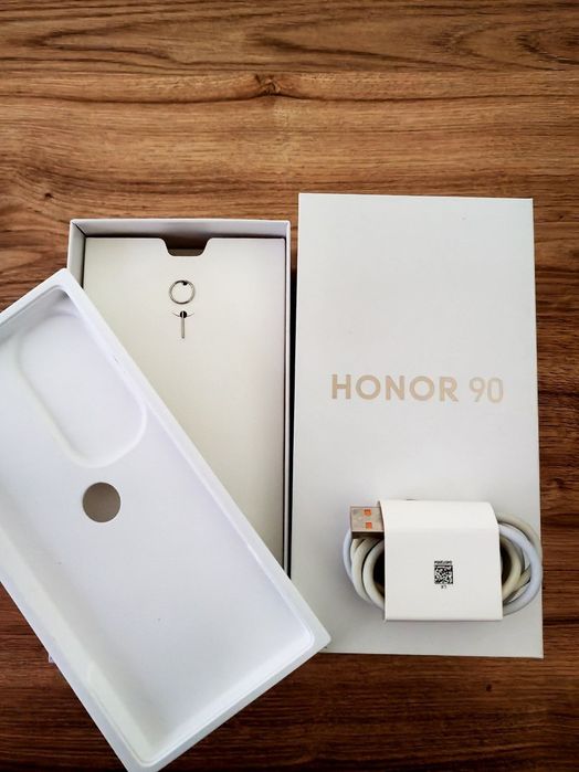 Honor 90 5G 8/256 Global в отличном состоянии