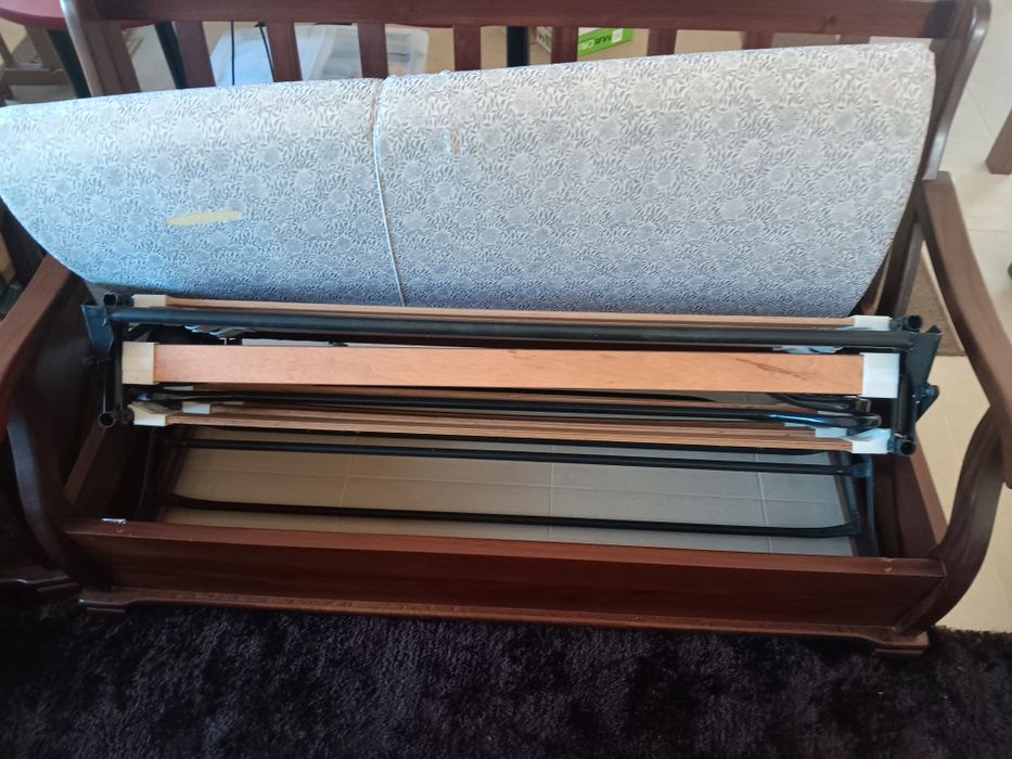 Sofá-cama mais 2 sofás individuais