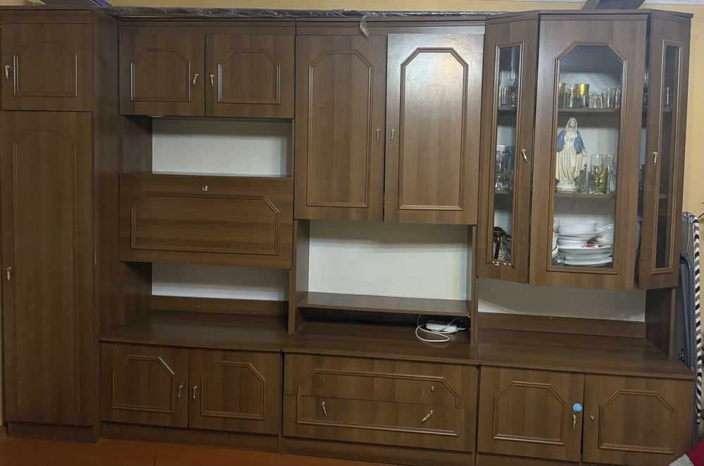 Стінка для вітальні