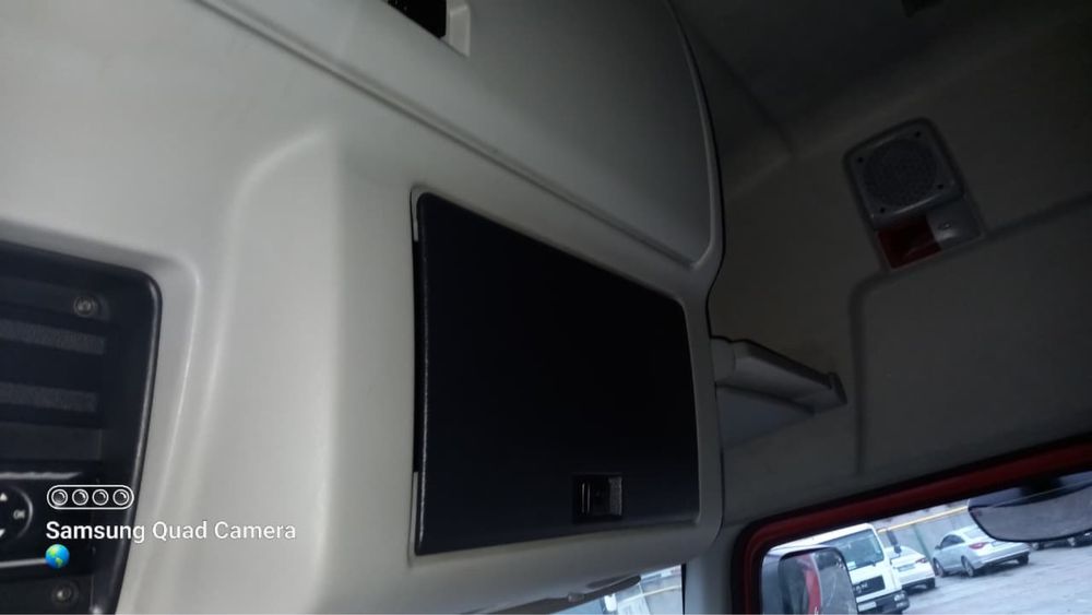 Тягач Renault PREMIUM 450 DXI