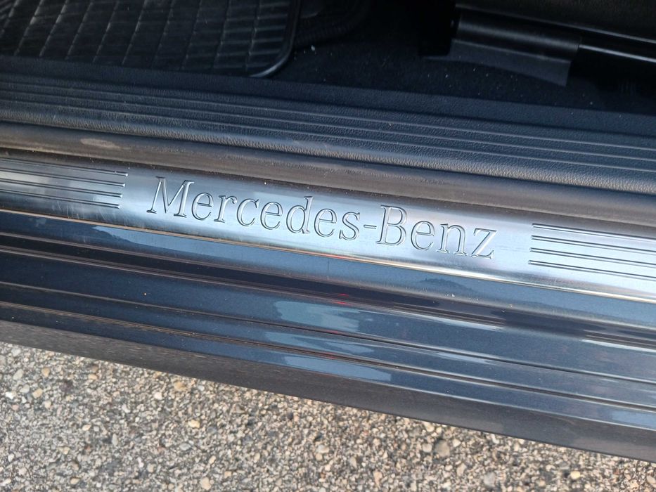Mercedes E300 Bluetec Hybrid