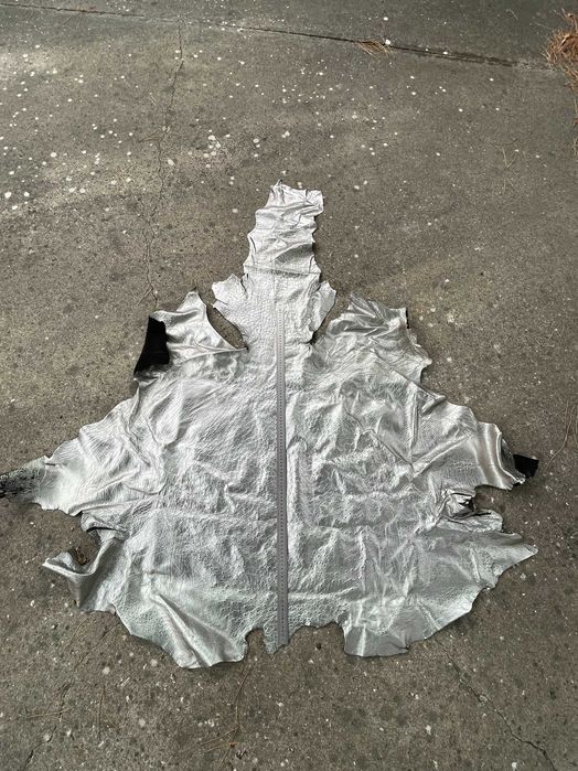 Pele de avestruz – Cor prata