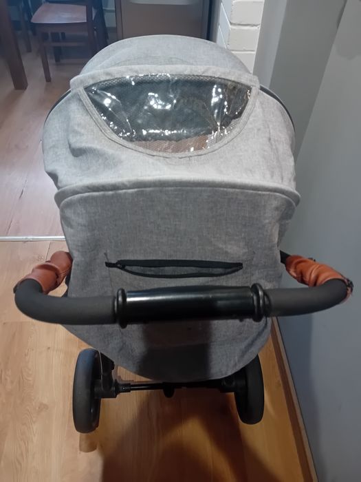 Sprzedam wózek spacerowy