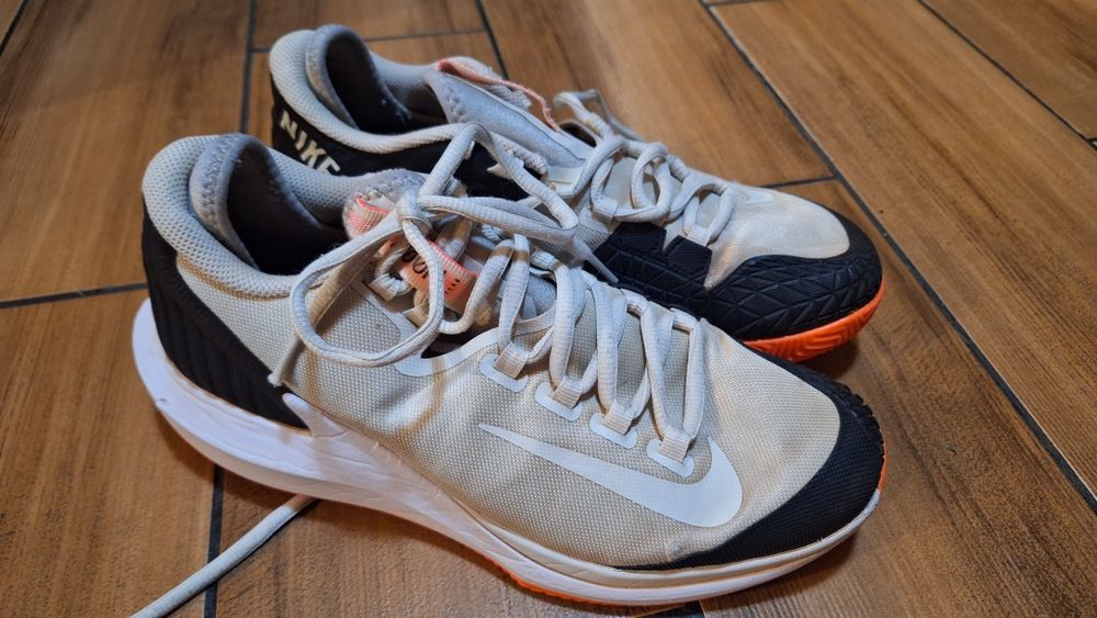 Buty sportowe Nike 40